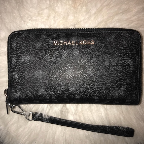 Michael Kors Handbags - wallet